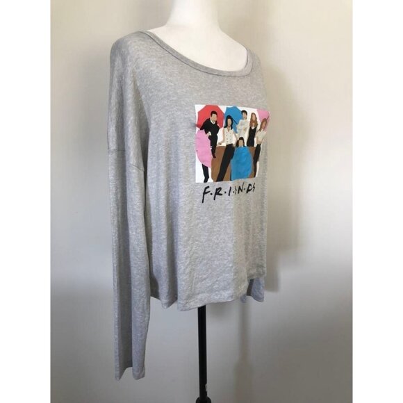 FRIENDS Long Sleeve Tee Shirt Womens Size Large Gray TV Show Series NWT - Picture 3 of 8